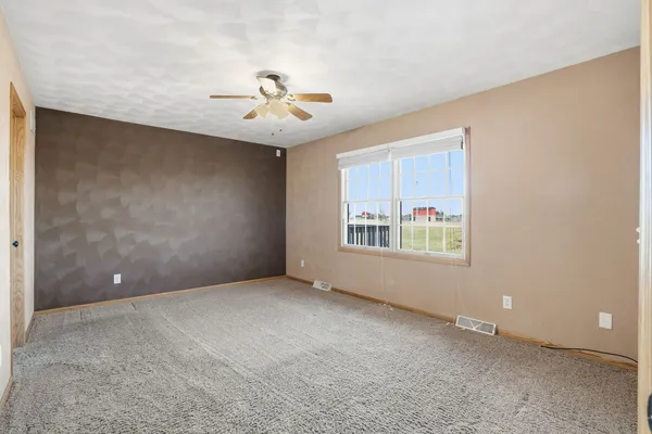 $285,000 | 1509 3 12th Avenue, Orion, IL 61273