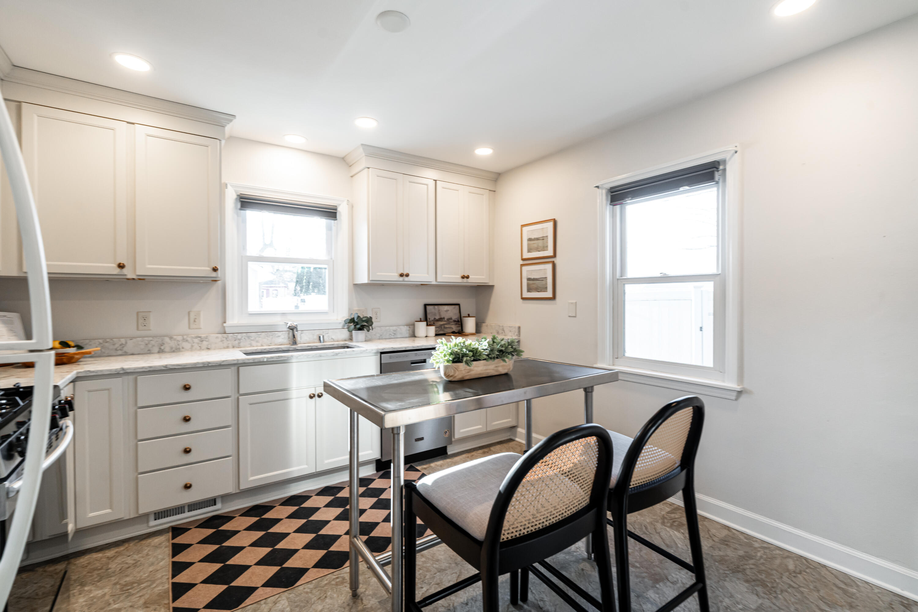 7506 North Crossway Road Fox Point, WI 53217 - Photo 13 of 37 Kitchen