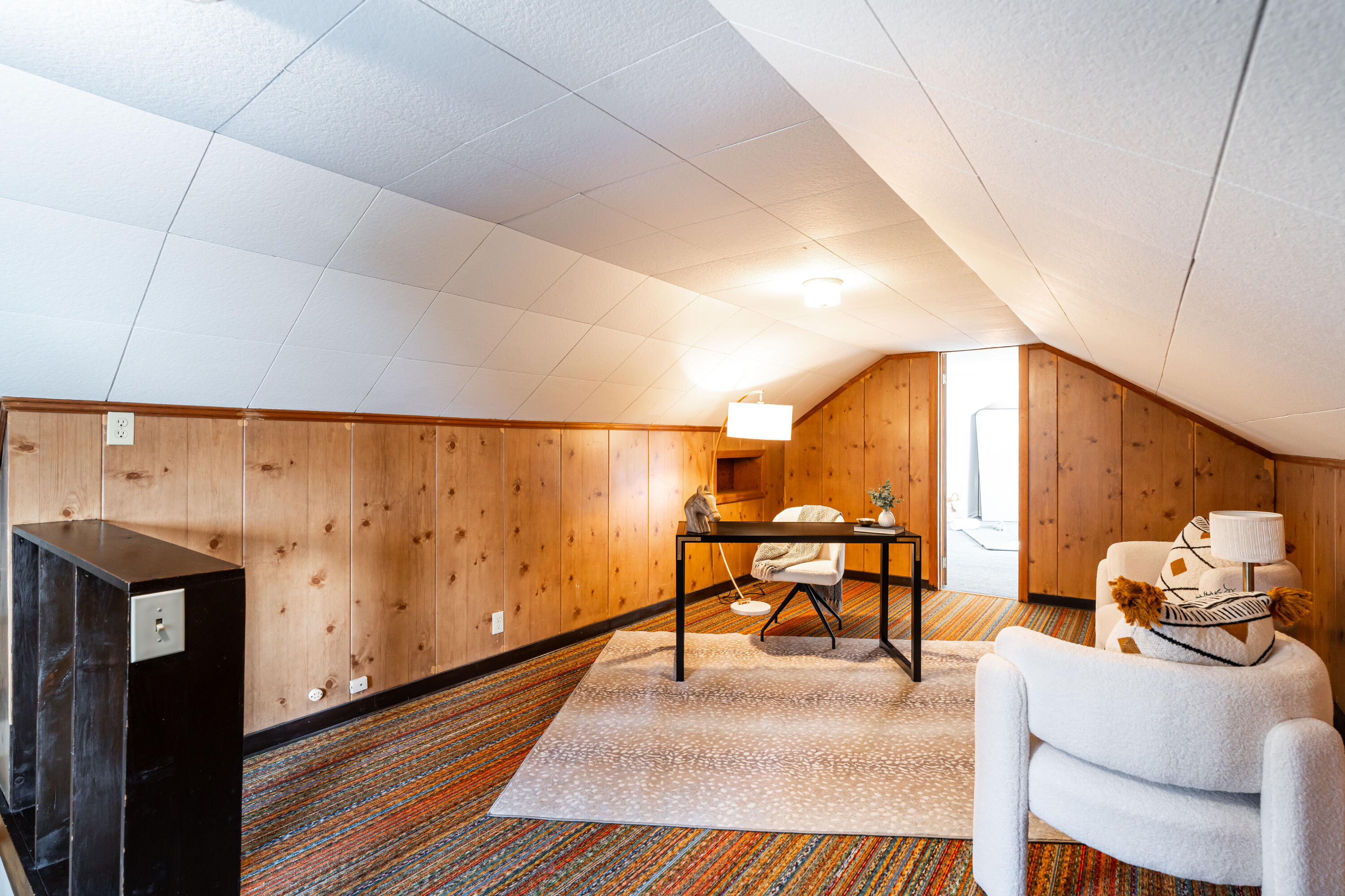 7506 North Crossway Road Fox Point, WI 53217 - Photo 26 of 37 Bedroom 3 (2nd Fl)