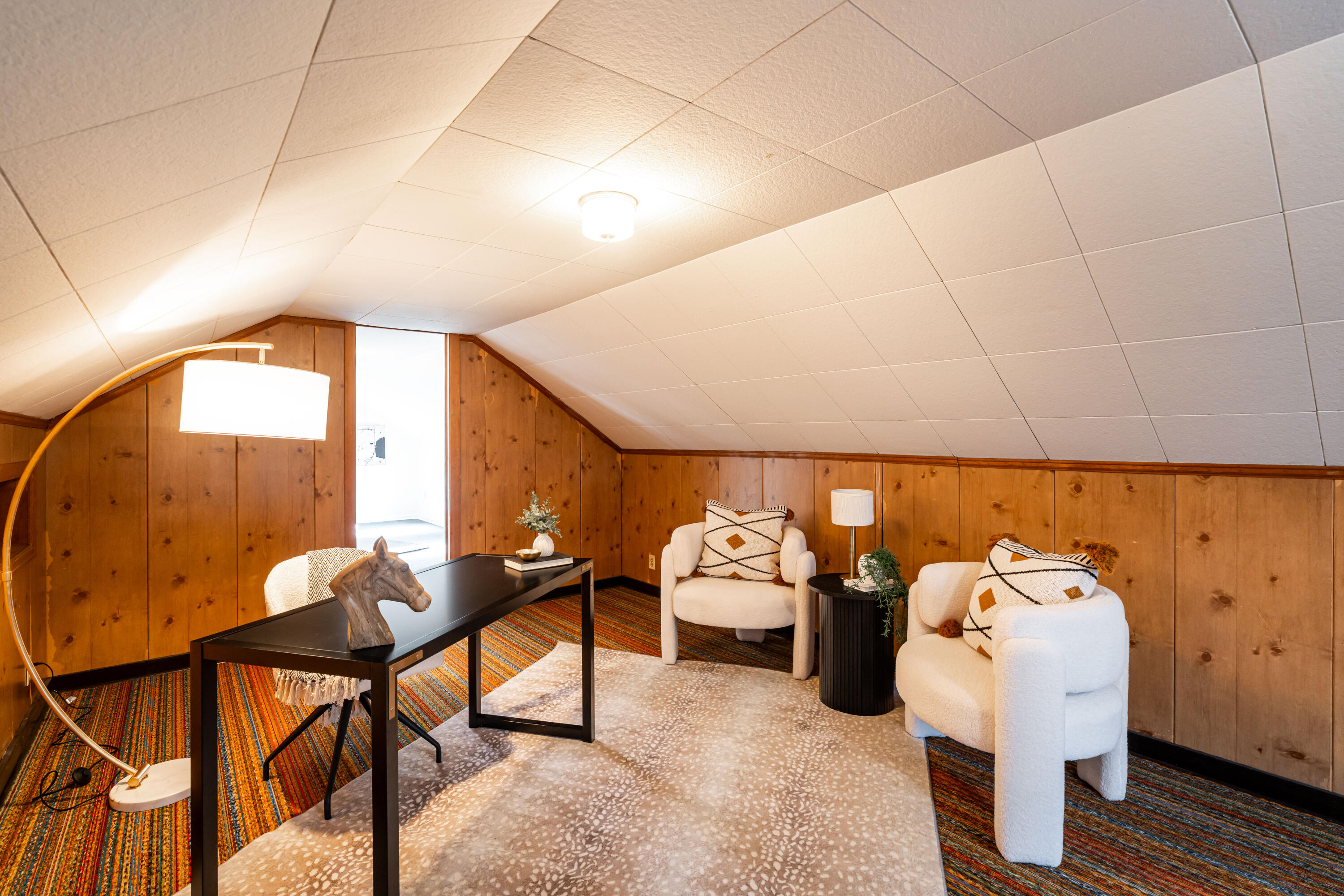 7506 North Crossway Road Fox Point, WI 53217 - Photo 27 of 37 Bedroom 3 (2nd Fl)