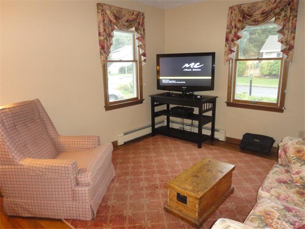 57 Mary Chilton Road Needham, MA 02492 - Photo 11 of 24