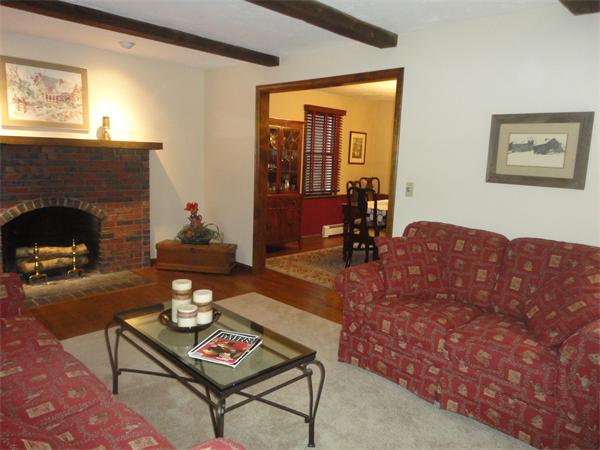 57 Mary Chilton Road Needham, MA 02492 - Photo 3 of 24