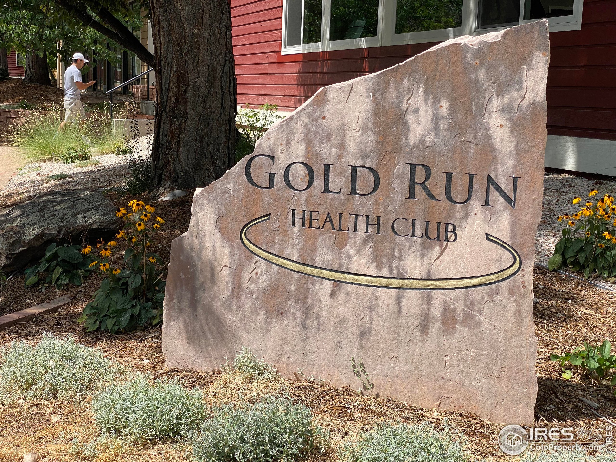 2802 Sundown Lane, Unit 102 Boulder, CO 80303 - Photo 33 of 41 a sign that is on the side of the road