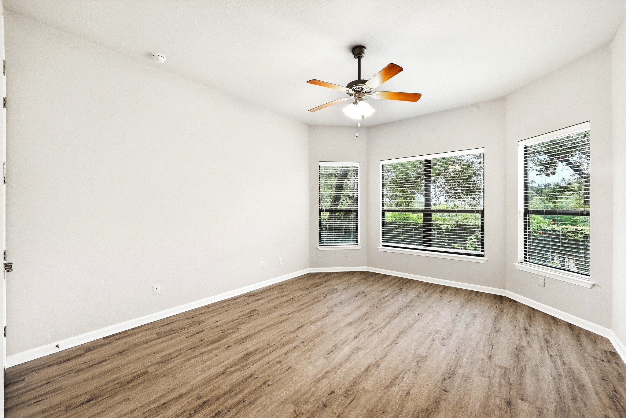 1611 Rimstone Drive Cedar Park, TX 78613 - Photo 15 of 33