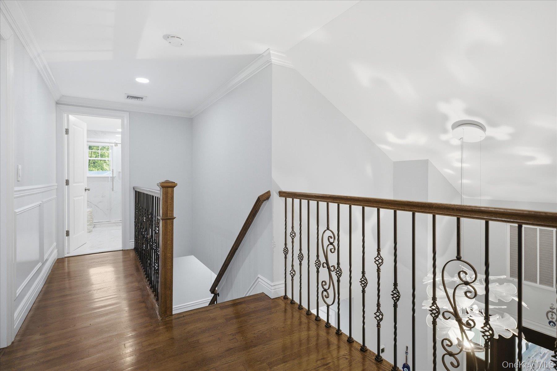 174 Warner Road Huntington, NY 11743 - Photo 16 of 46