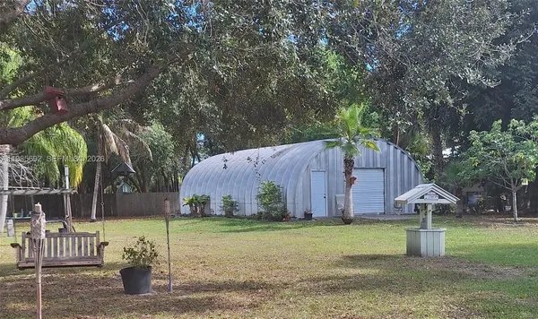 $830,000 | 5525 Southeast Ault Avenue, Stuart, FL 34997