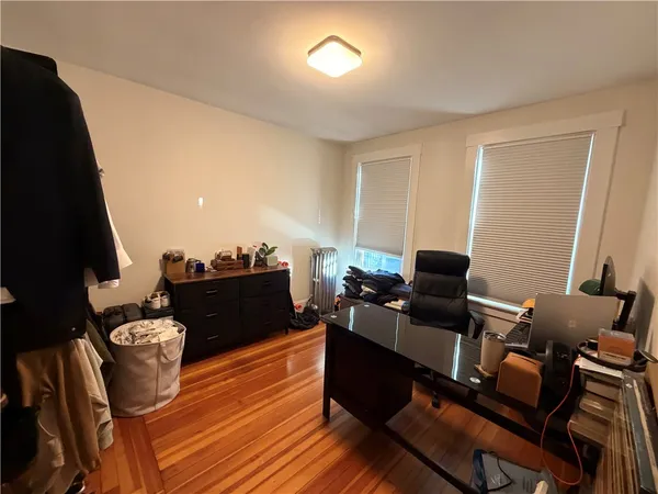 $3,200 | 16 Apthorp Avenue, Newport, RI 02840