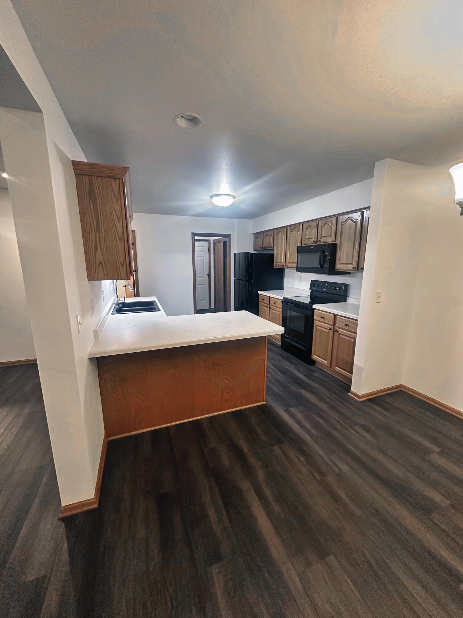 1133 Ellys Way Slinger, WI 53086 - Photo 7 of 35 Robert McCaigue - 1133 - Kitchen