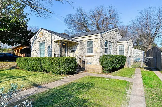 $299,000 | 1707 Homewood Place, Dallas, TX 75224
