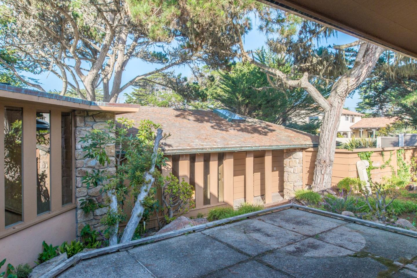 3044 Cormorant Road Pebble Beach, CA 93953 - Photo 27 of 49 a view of backyard with green space