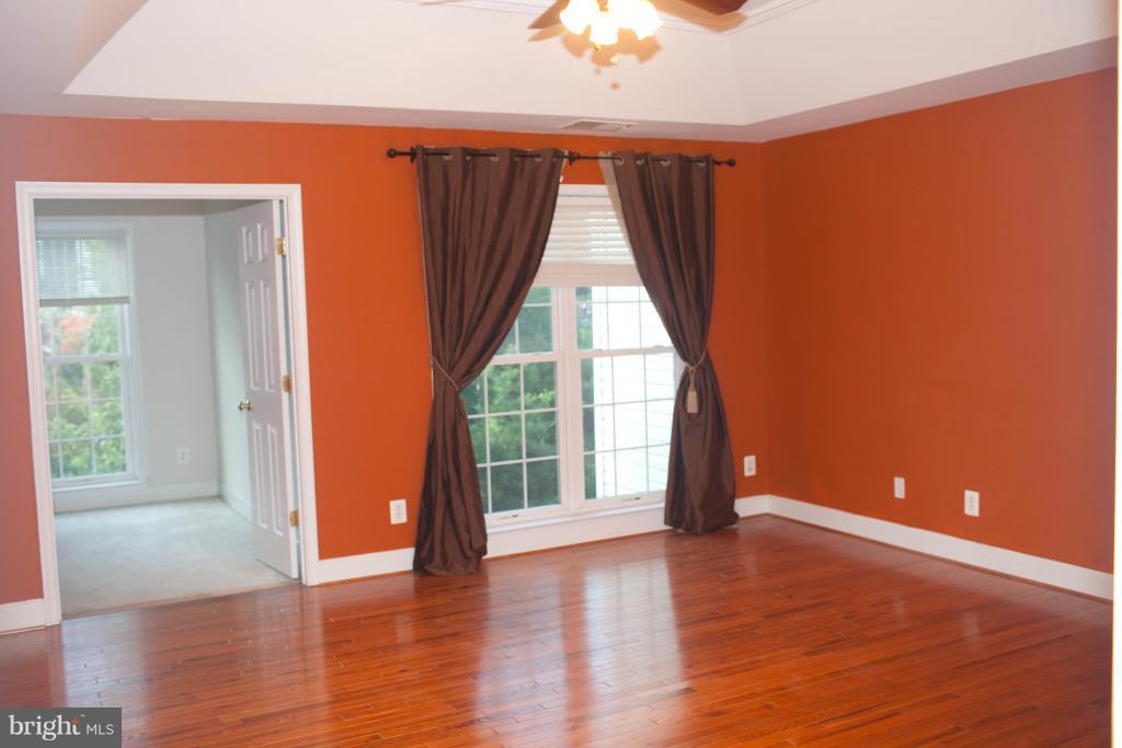 9263 Laurel Ridge Crossing Road Lorton, VA 22079 - Photo 14 of 27 Bedroom (Master)