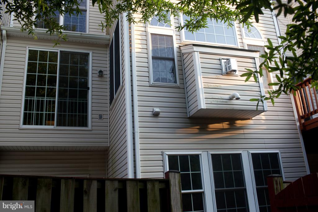 9263 Laurel Ridge Crossing Road Lorton, VA 22079 - Photo 27 of 27 Exterior (Rear)
