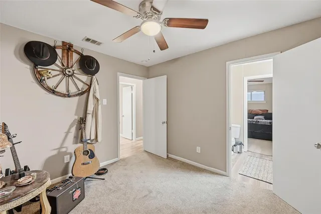 $280,000 | 102 North Valley Street, Red Oak, TX 75154