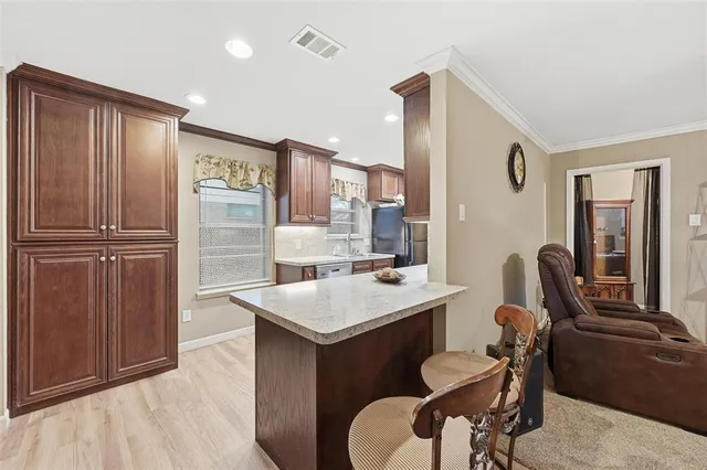 $280,000 | 102 North Valley Street, Red Oak, TX 75154