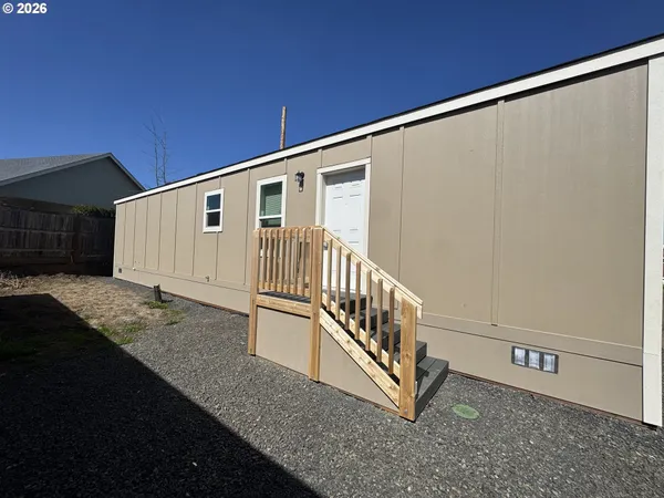 $115,000 | 1085 West 1st Avenue, Unit J, Junction City, OR 97448