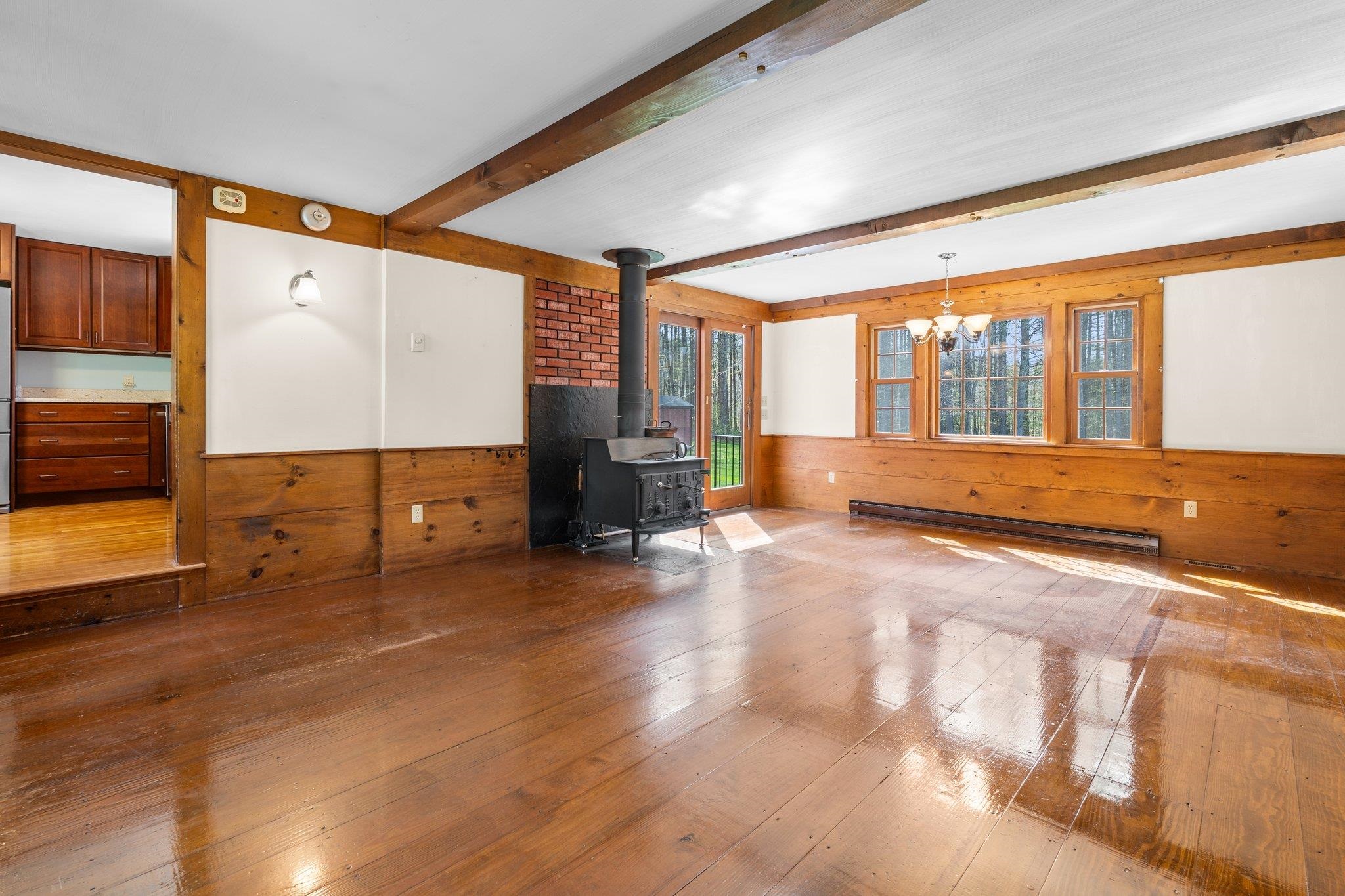 260 South Merrimack Road Hollis, NH 03049 - Photo 13 of 43