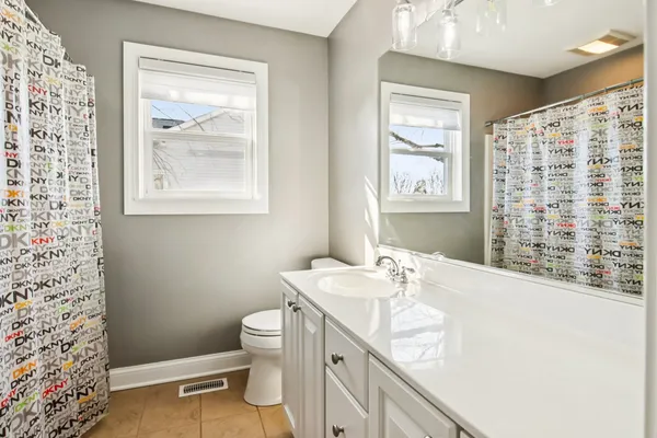 $890,000 | 2706 Hamman Way, Aurora, IL 60502