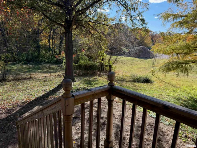 $124,900 | 606 West Kennedy Drive, De Soto, IL 62924