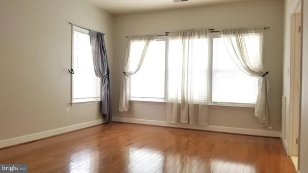 $3,050 | 523 Pelican Avenue, Gaithersburg, MD 20877