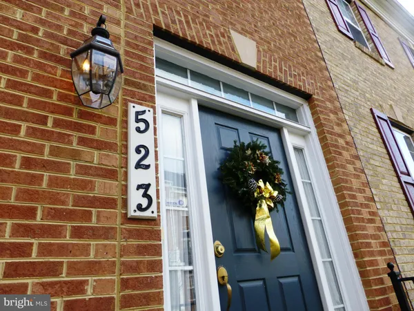 $3,050 | 523 Pelican Avenue, Gaithersburg, MD 20877