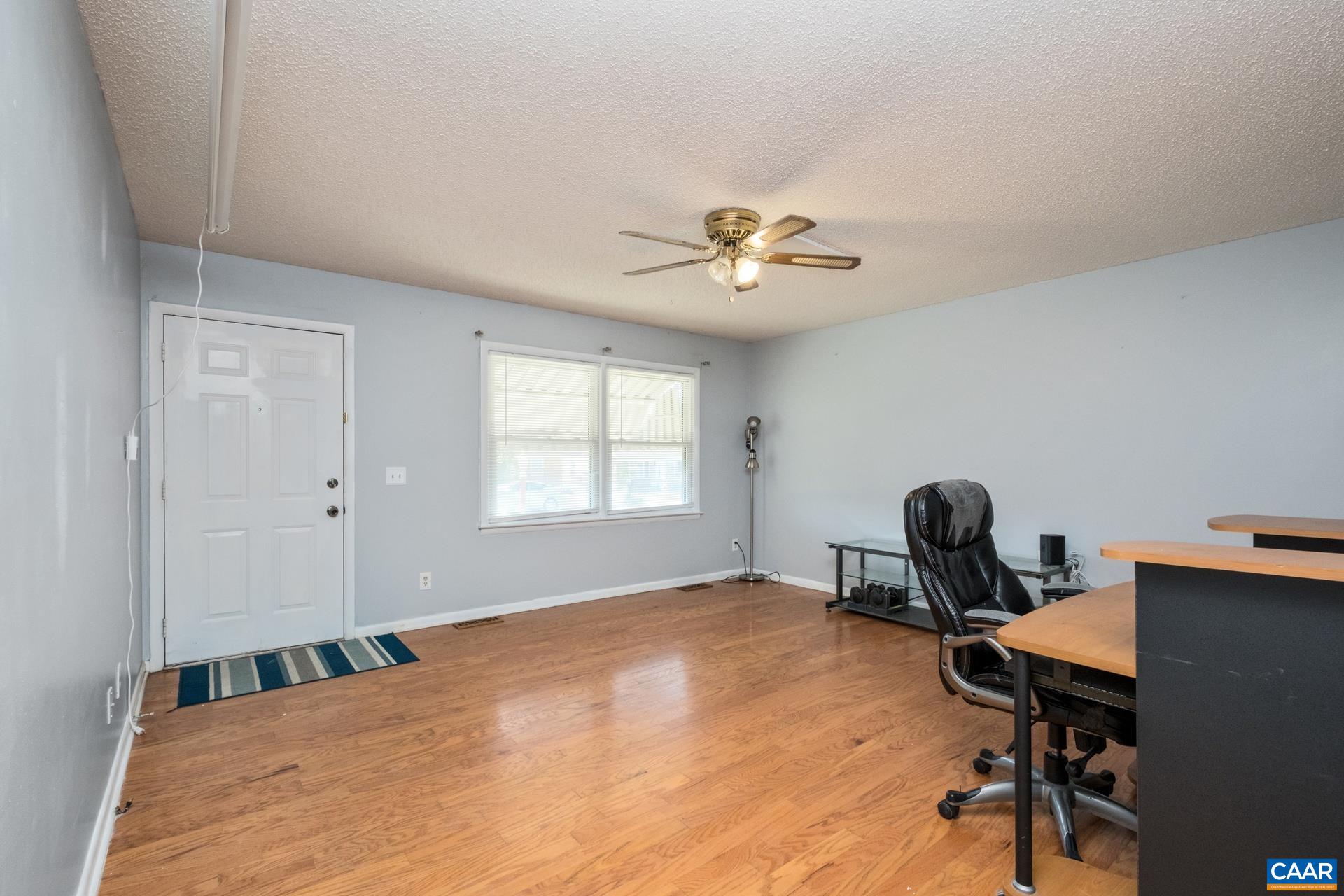 182 Clinton Street Harrisonburg, VA 22802 - Photo 9 of 21 a workspace with a window
