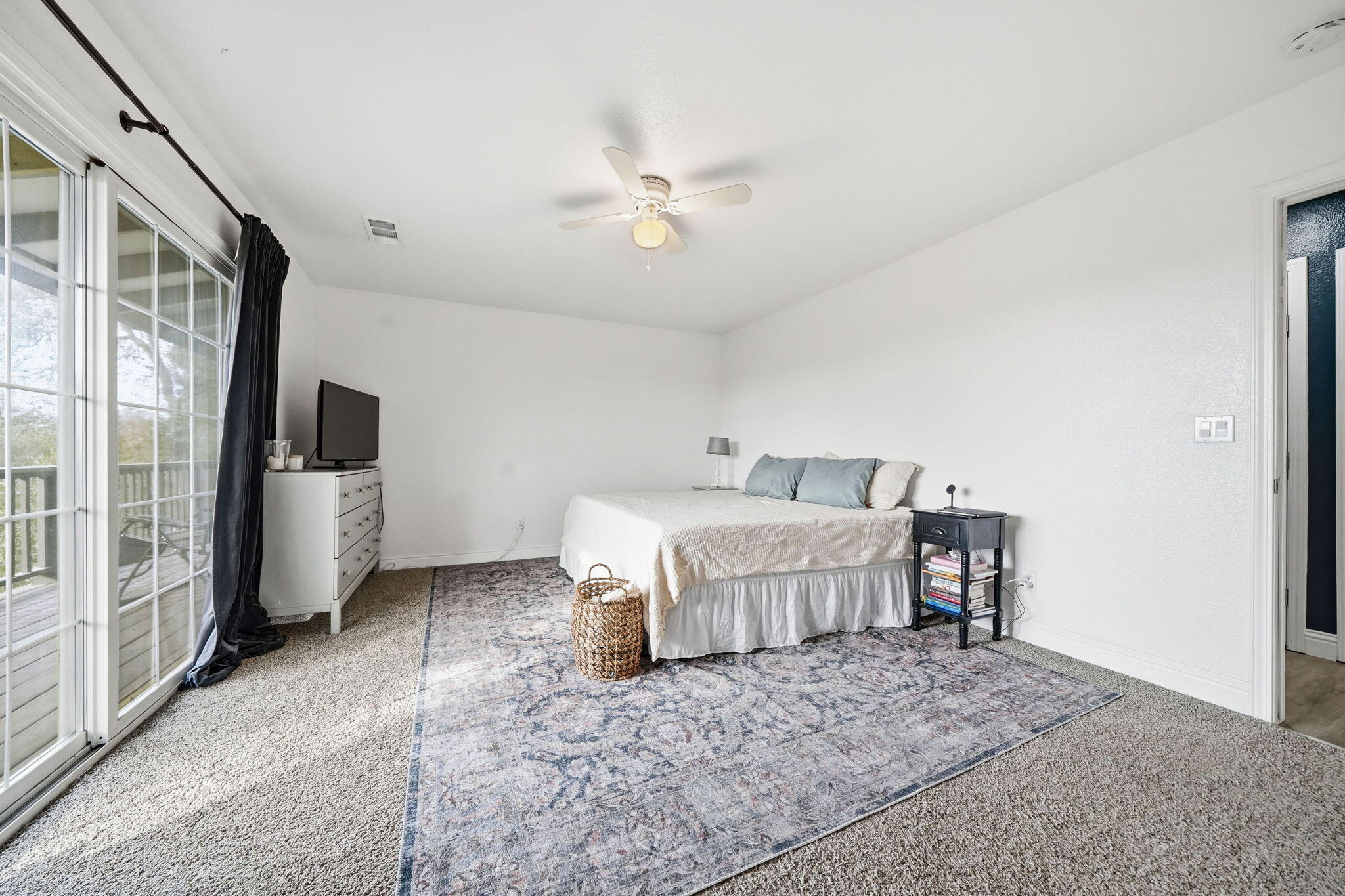 2000 Spur Court Redding, CA 96002 - Photo 14 of 21 18-web-or-mls-IMG-18