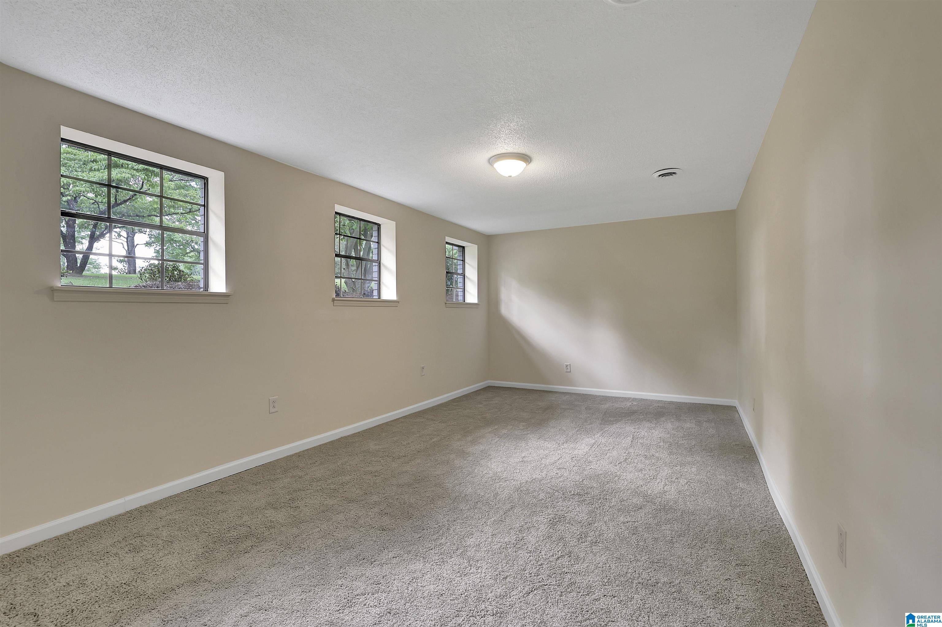203 11th Place Pleasant Grove, AL 35127 - Photo 23 of 34