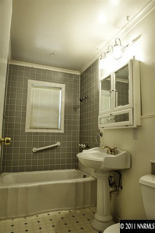 600 Hoge Road Reno, NV 89506 - Photo 9 of 13 a bathroom with a sink toilet and shower