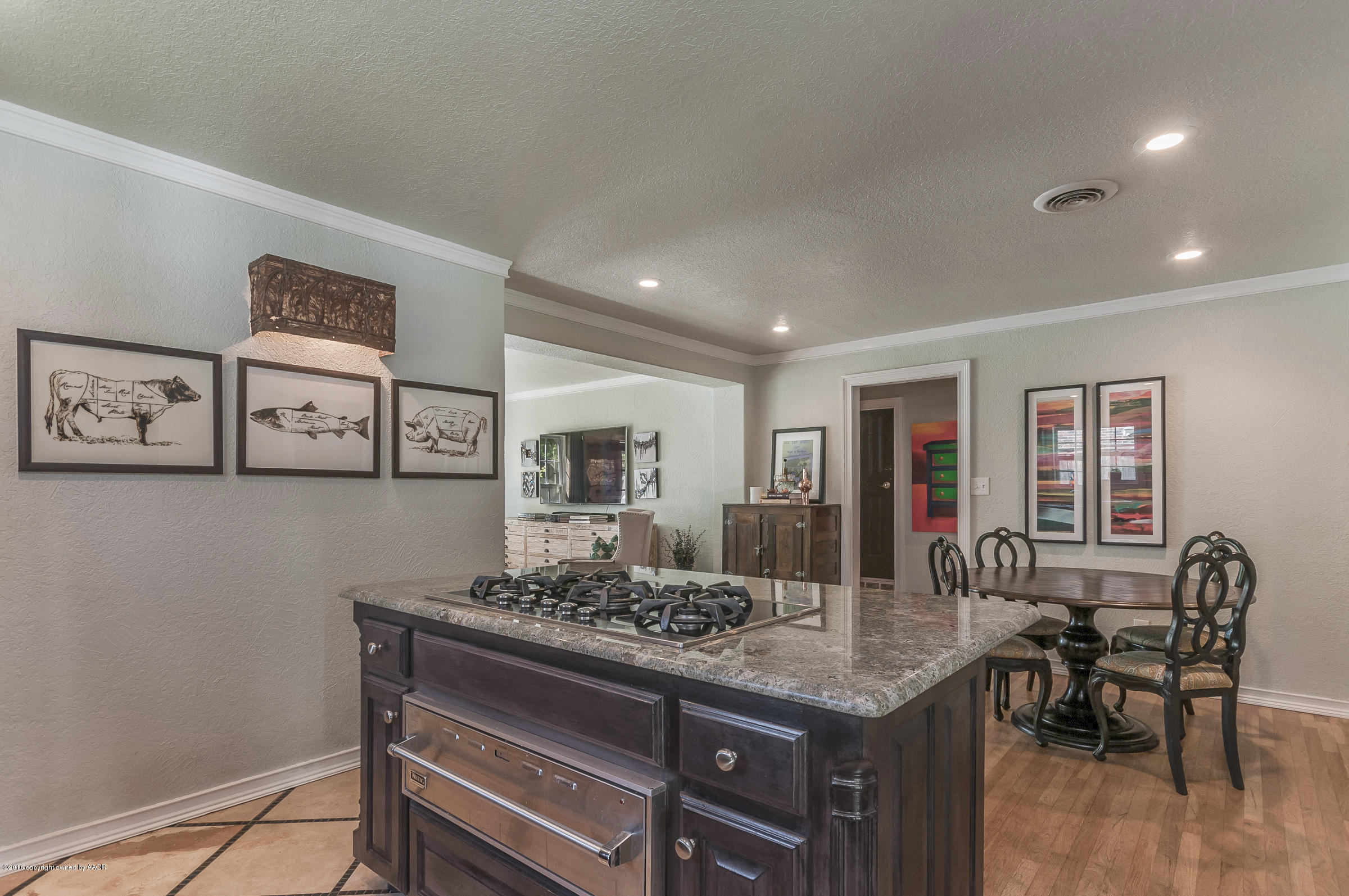 2208 South Lipscomb Street Amarillo, TX 79109 - Photo 7 of 18 a living room with furniture and wooden floor