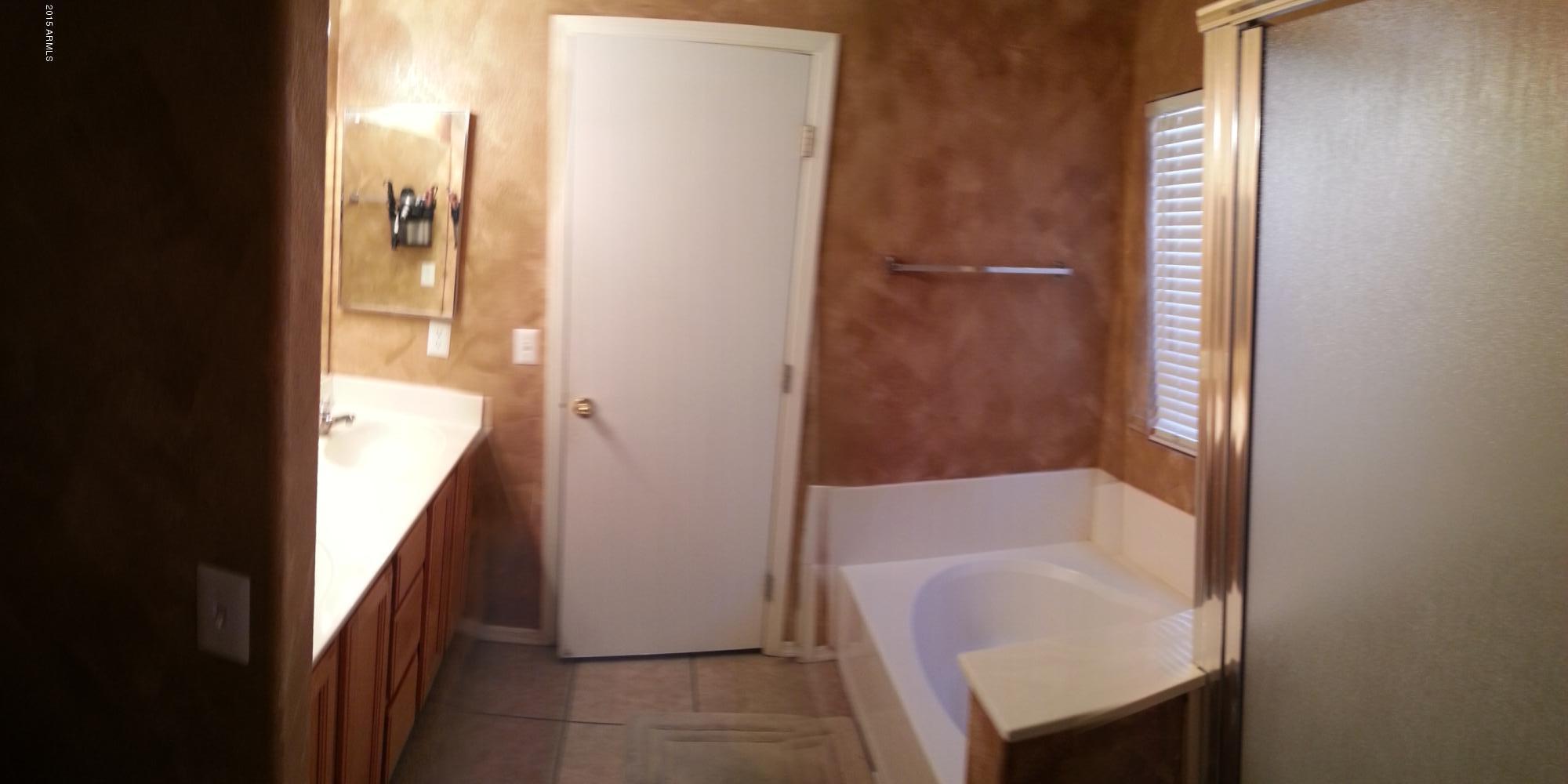 2192 East Stephens Road Gilbert, AZ 85296 - Photo 17 of 27 20150716_162745