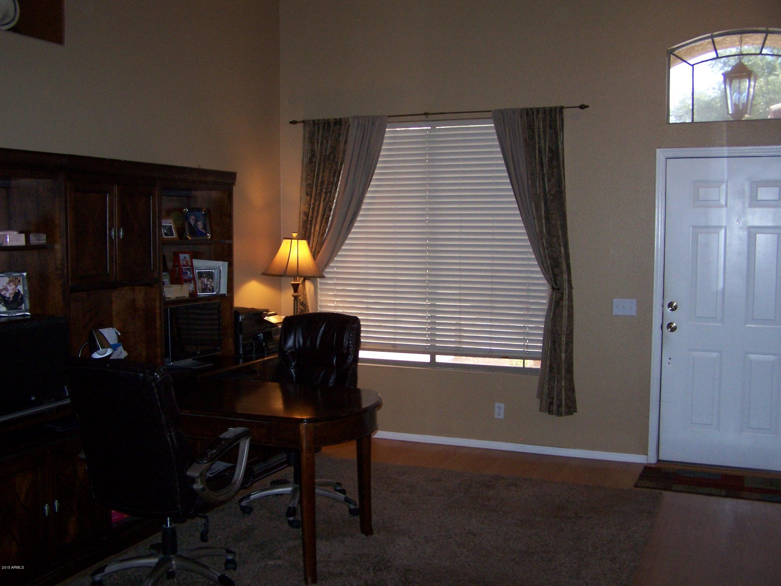 2192 East Stephens Road Gilbert, AZ 85296 - Photo 5 of 27 100_1681