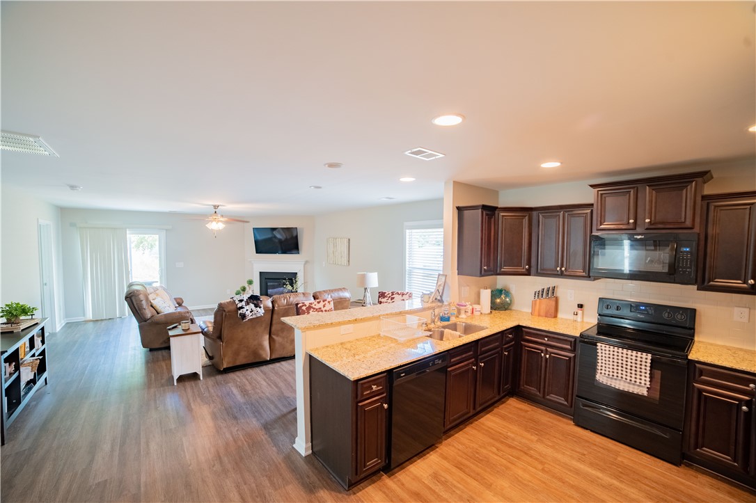 206 Maple Grove Road Seneca, SC 29678 - Photo 5 of 23 Gallery Image 5