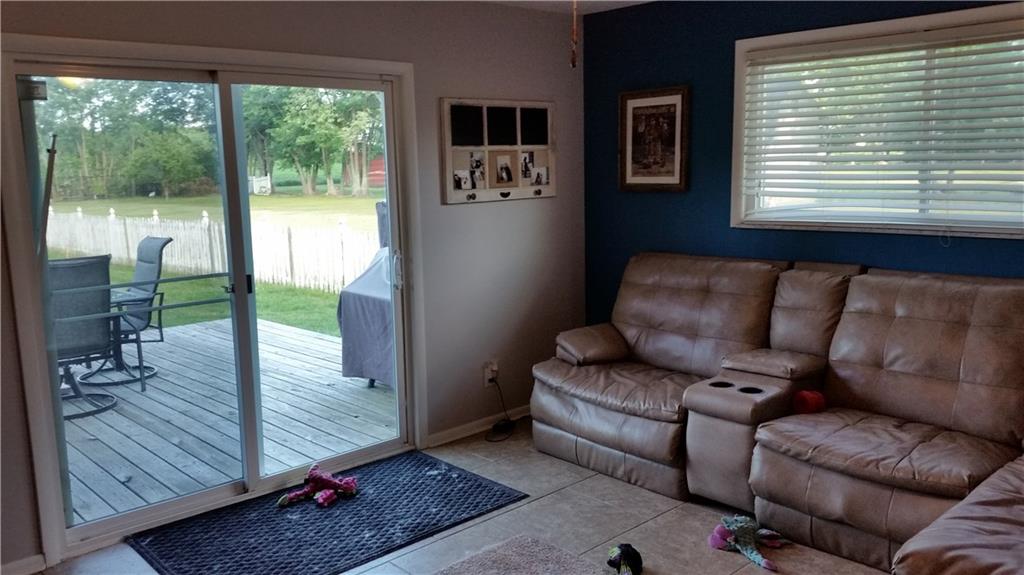 1543 South Hunter Road Indianapolis, IN 46239 - Photo 12 of 18 Gallery Image 12