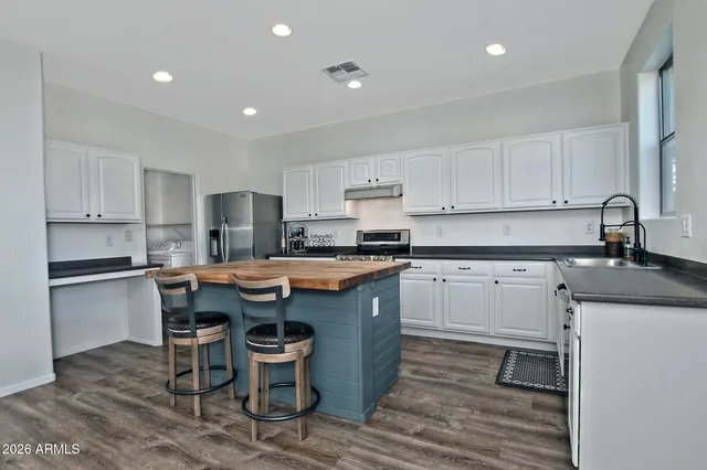 $675,000 | 1708 East Cielo Grande Avenue, Phoenix, AZ 85024