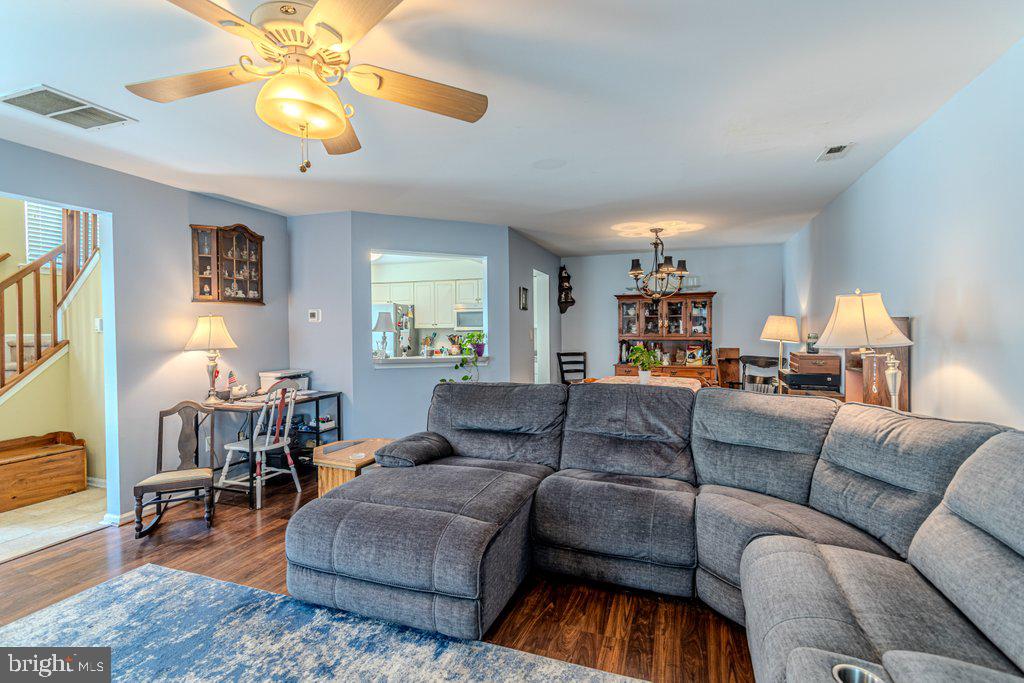 105 Wharton Road Mount Laurel, NJ 08054 - Photo 7 of 34