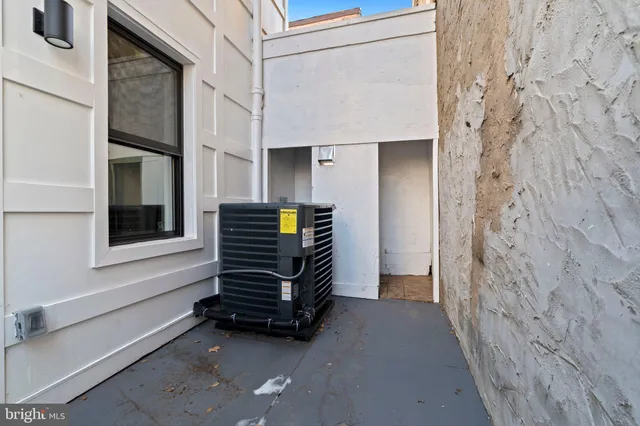 a view of a entryway door of the house