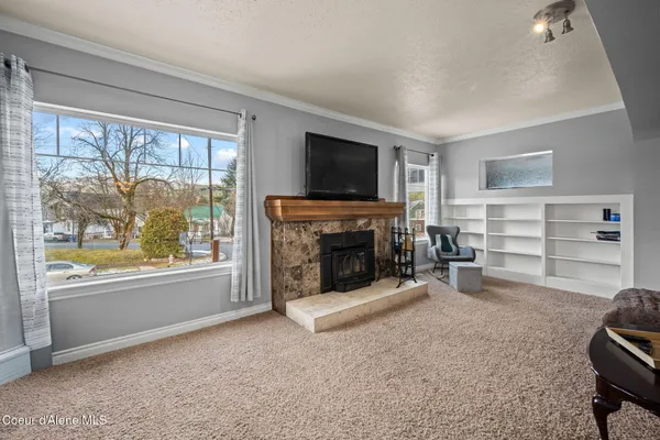 $437,900 | 127 Kellogg Avenue, Kellogg, ID 83837