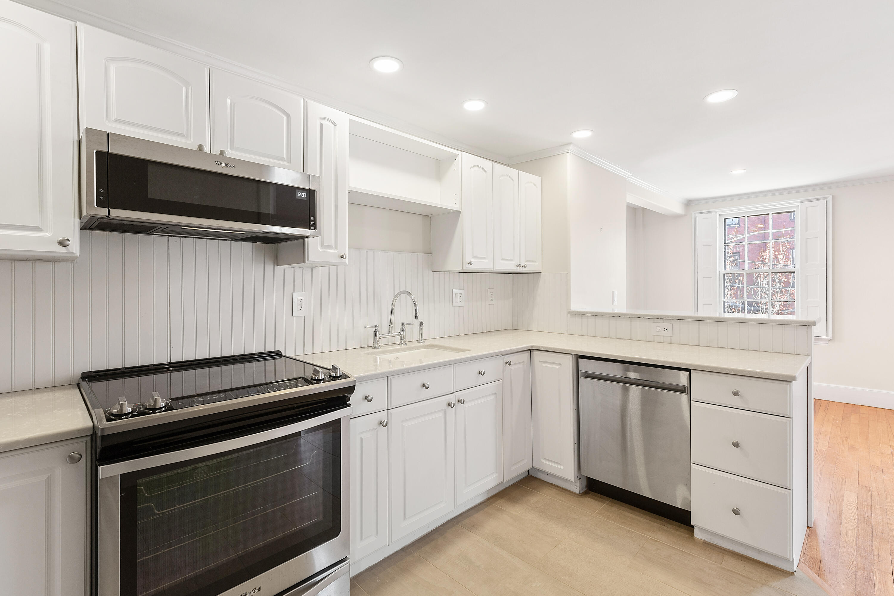 23 Pine Street, Unit 2 Portland, ME 04102 - Photo 3 of 21 09-23PineSt-Portland-KS