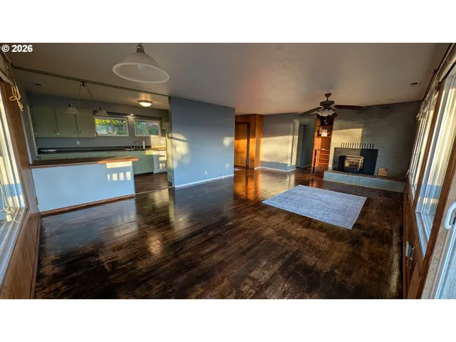 $289,000 | 515 State Street, North Bend, OR 97459