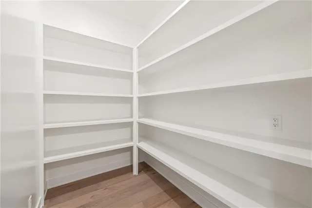 $1,259,900 | 17021 Parkhill Street, Overland Park, KS 66221