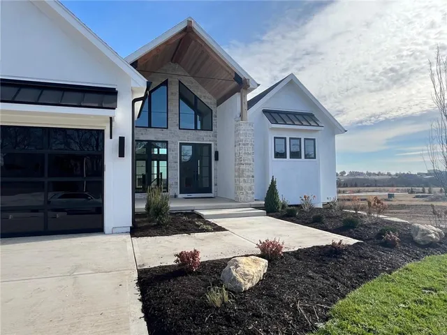 $1,289,900 | 17021 Parkhill Street, Overland Park, KS 66221