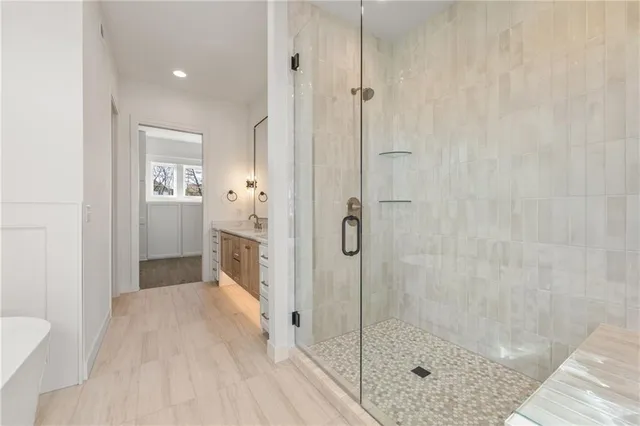 $1,289,900 | 17021 Parkhill Street, Overland Park, KS 66221