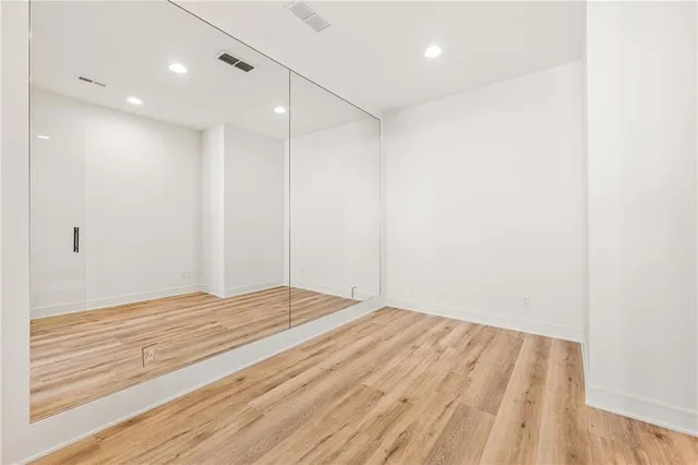 $1,259,900 | 17021 Parkhill Street, Overland Park, KS 66221