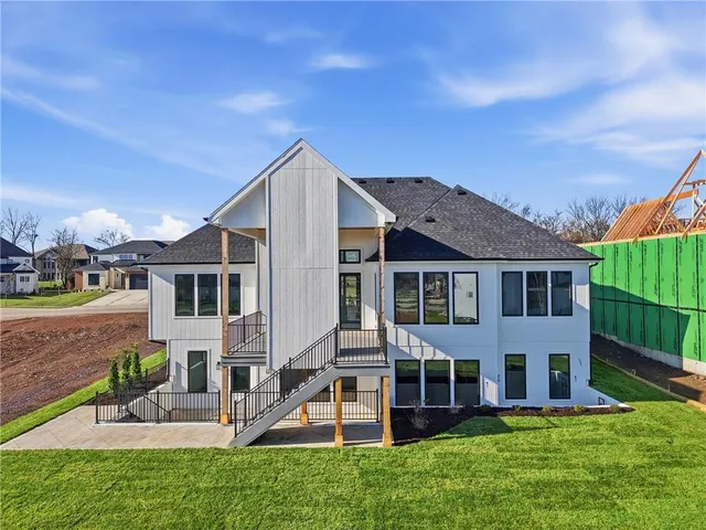 $1,259,900 | 17021 Parkhill Street, Overland Park, KS 66221