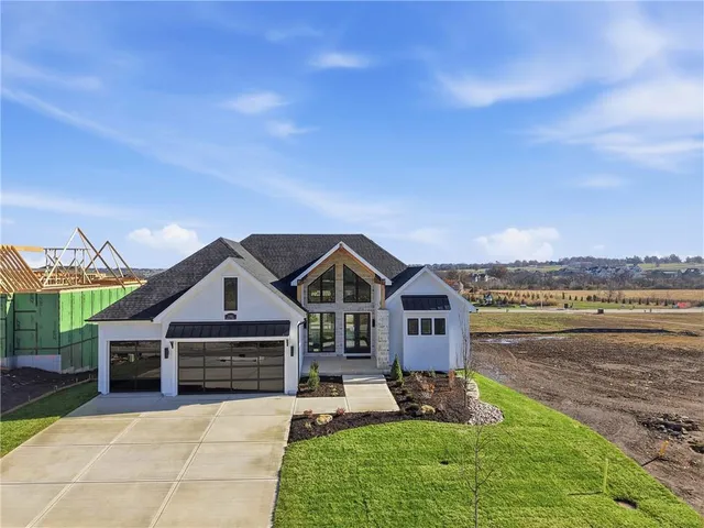 $1,289,900 | 17021 Parkhill Street, Overland Park, KS 66221