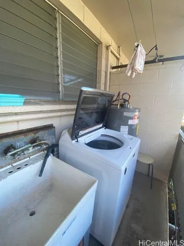 $2,000 | 931 Coolidge Street, Unit 205, Honolulu, HI 96826