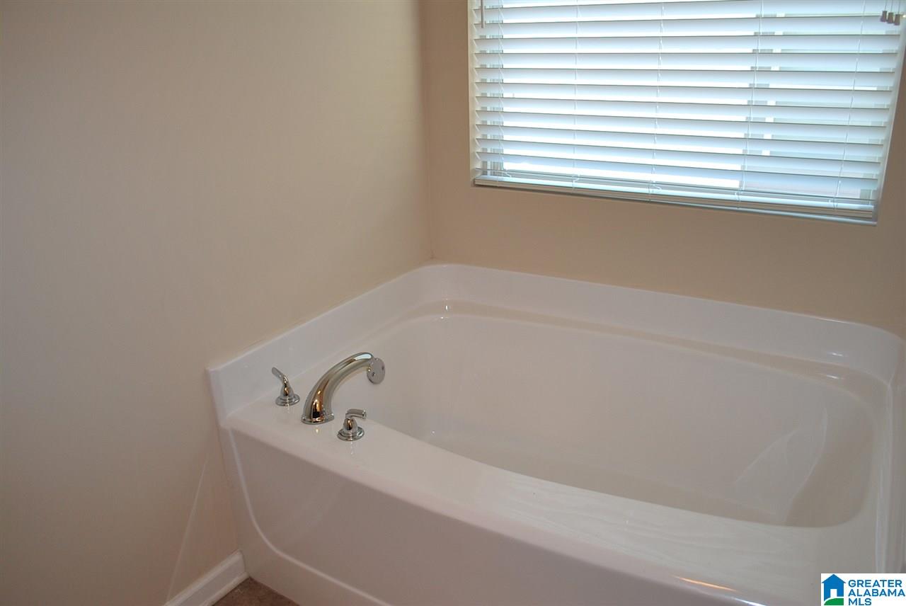 4627 Brookshire Loop Bessemer, AL 35022 - Photo 30 of 38