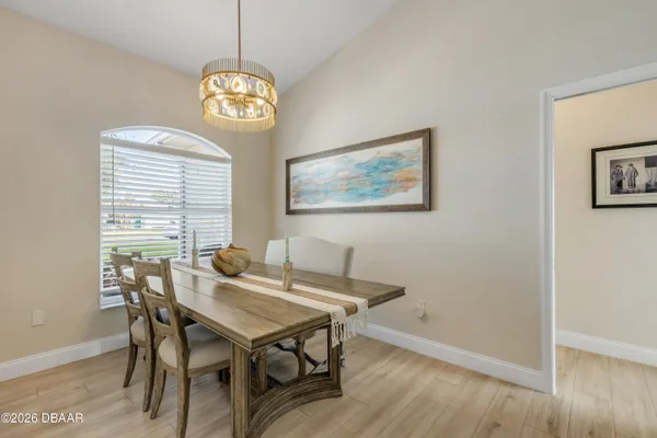 $4,500 | 646 South Pine Street, New Smyrna Beach, FL 32169