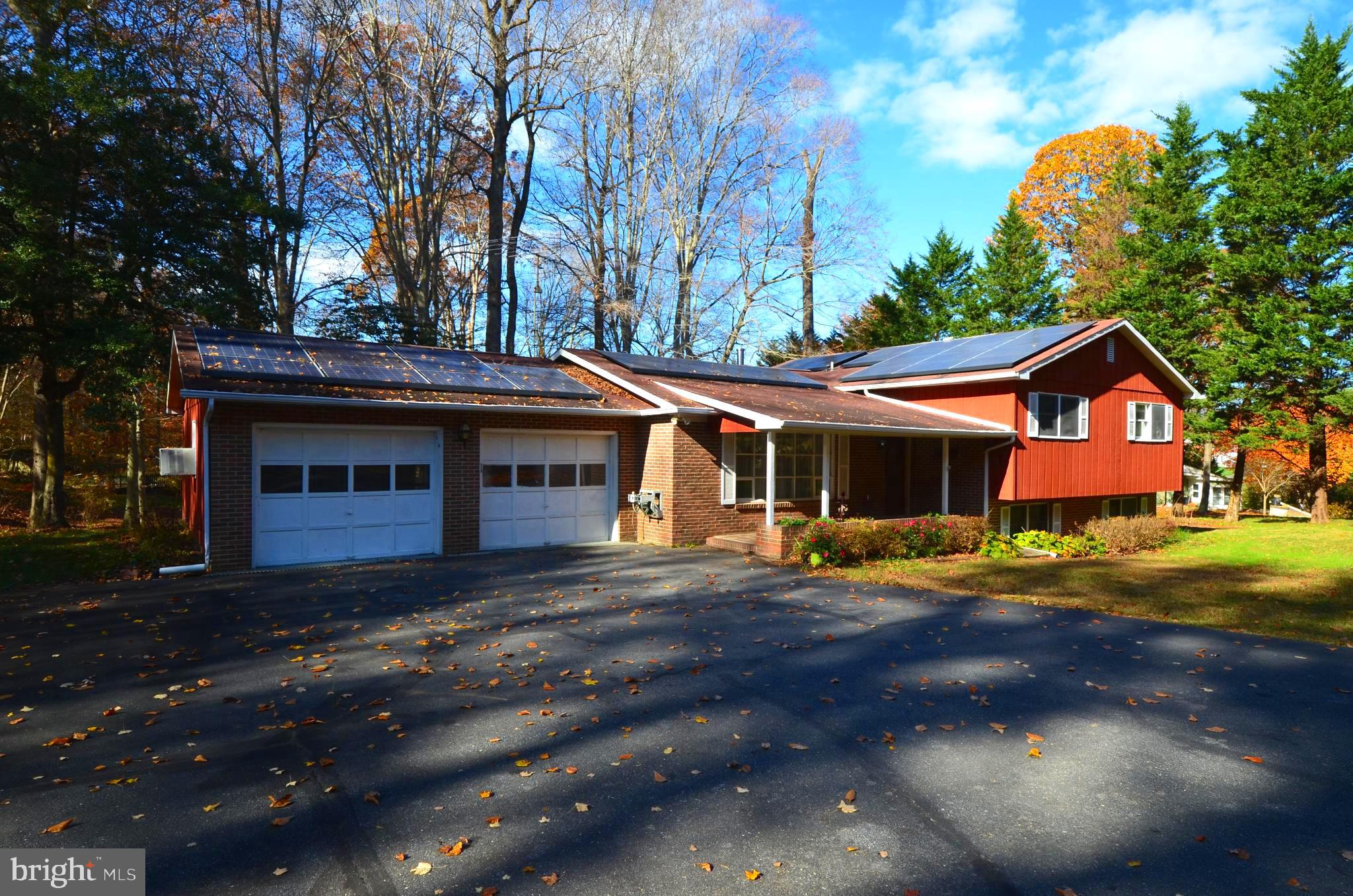 5360 Solomons Island Road Huntingtown, MD 20639 - Photo 2 of 46 Plenty of parking