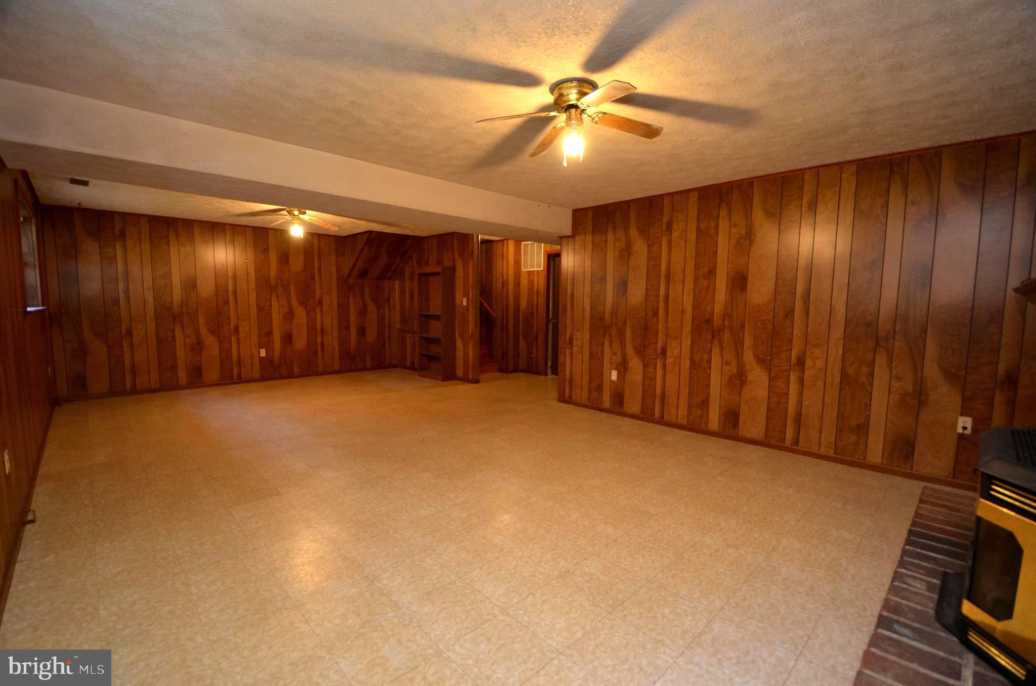 5360 Solomons Island Road Huntingtown, MD 20639 - Photo 28 of 46 Lower level family room